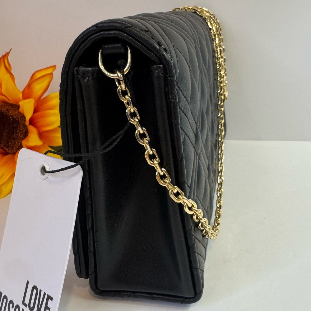 Love Moschino Black Quilted Crossbody Bag with Gold Chain - Picture 3 of 6